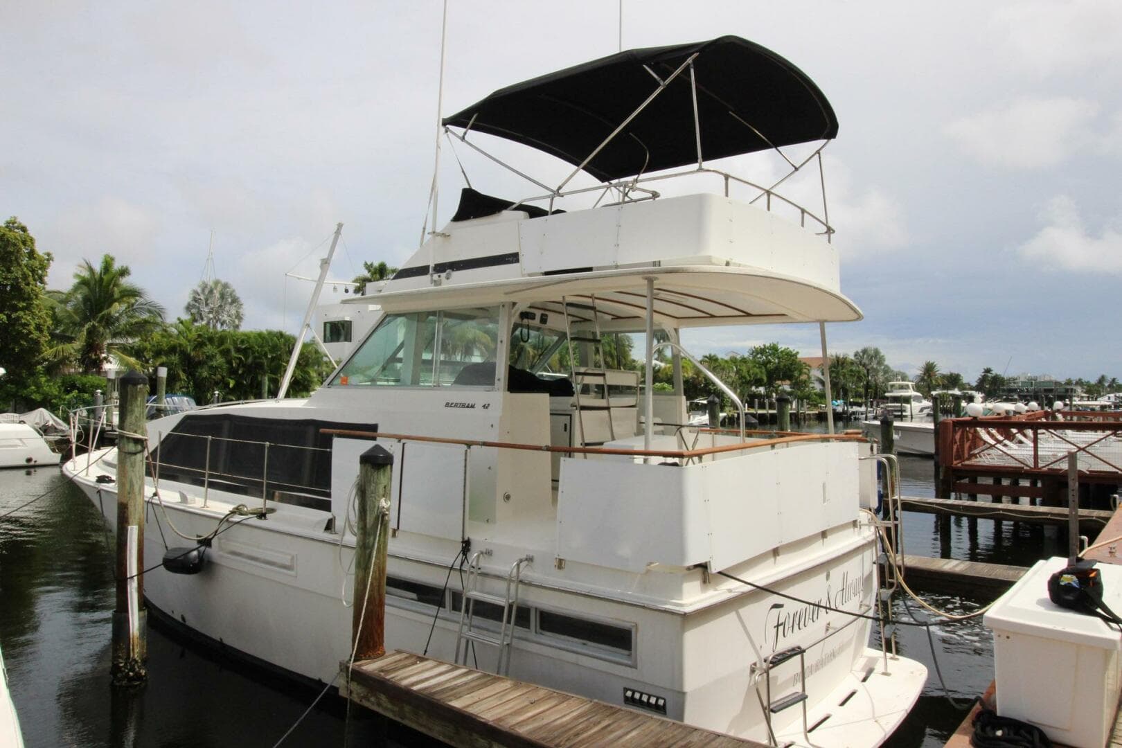 1974 Bertram 42 Motor Yacht