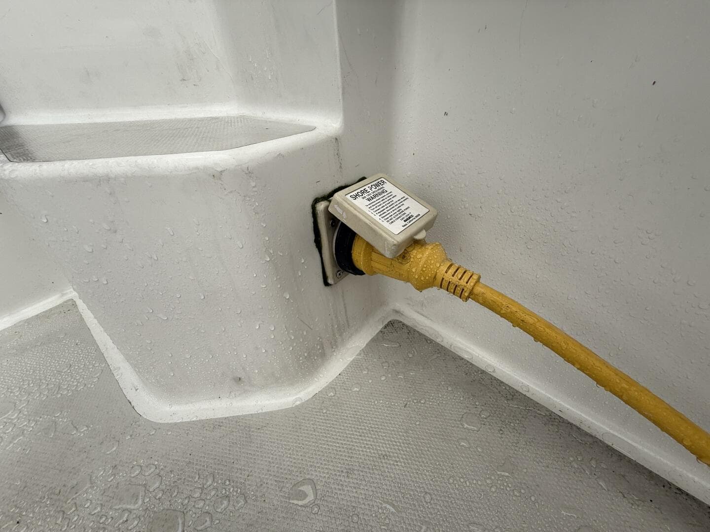 2005 Back Cove 26 Hardtop Express