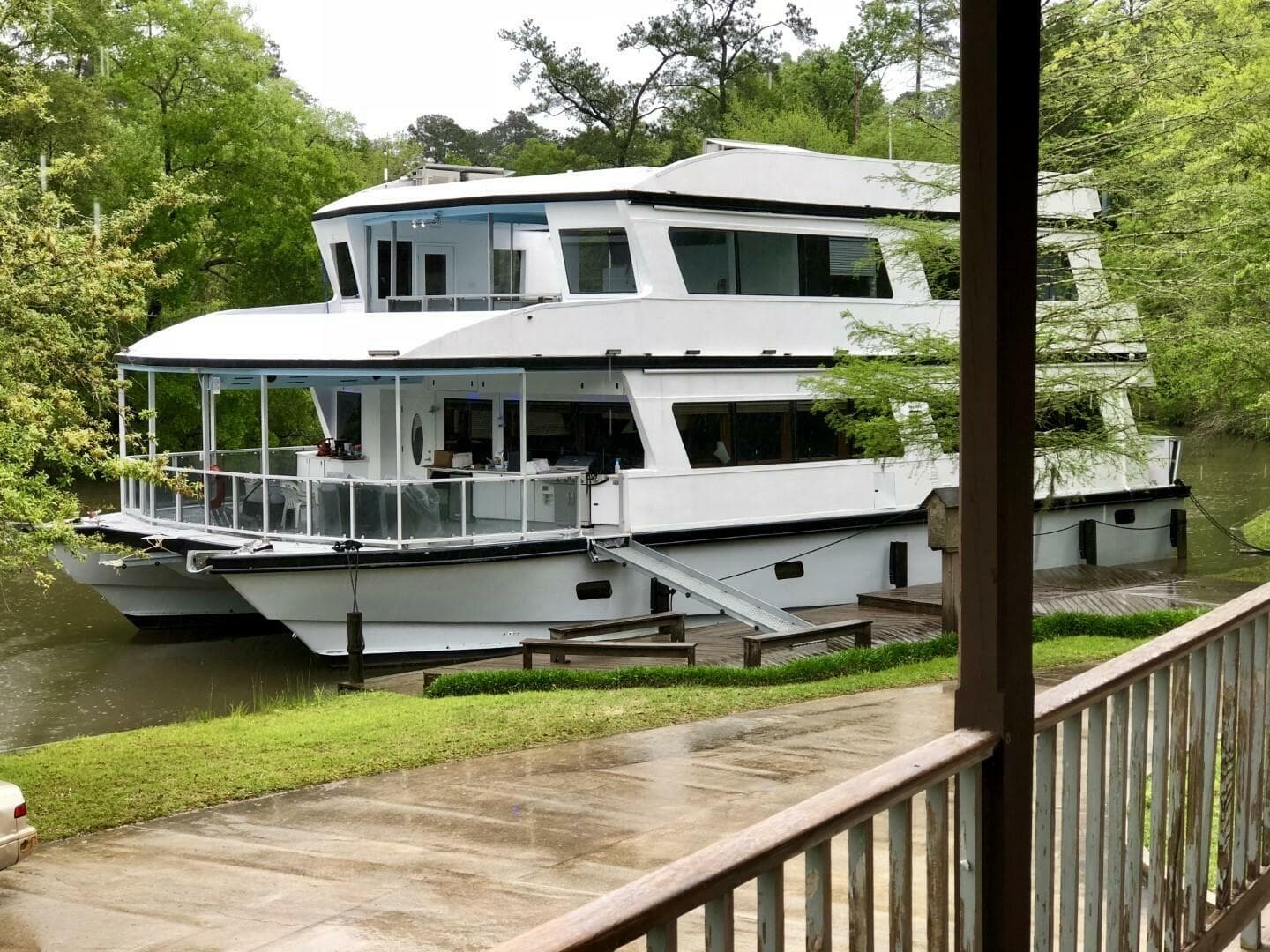 2018 Avenger Luxury Catamaran Coastal Cruiser