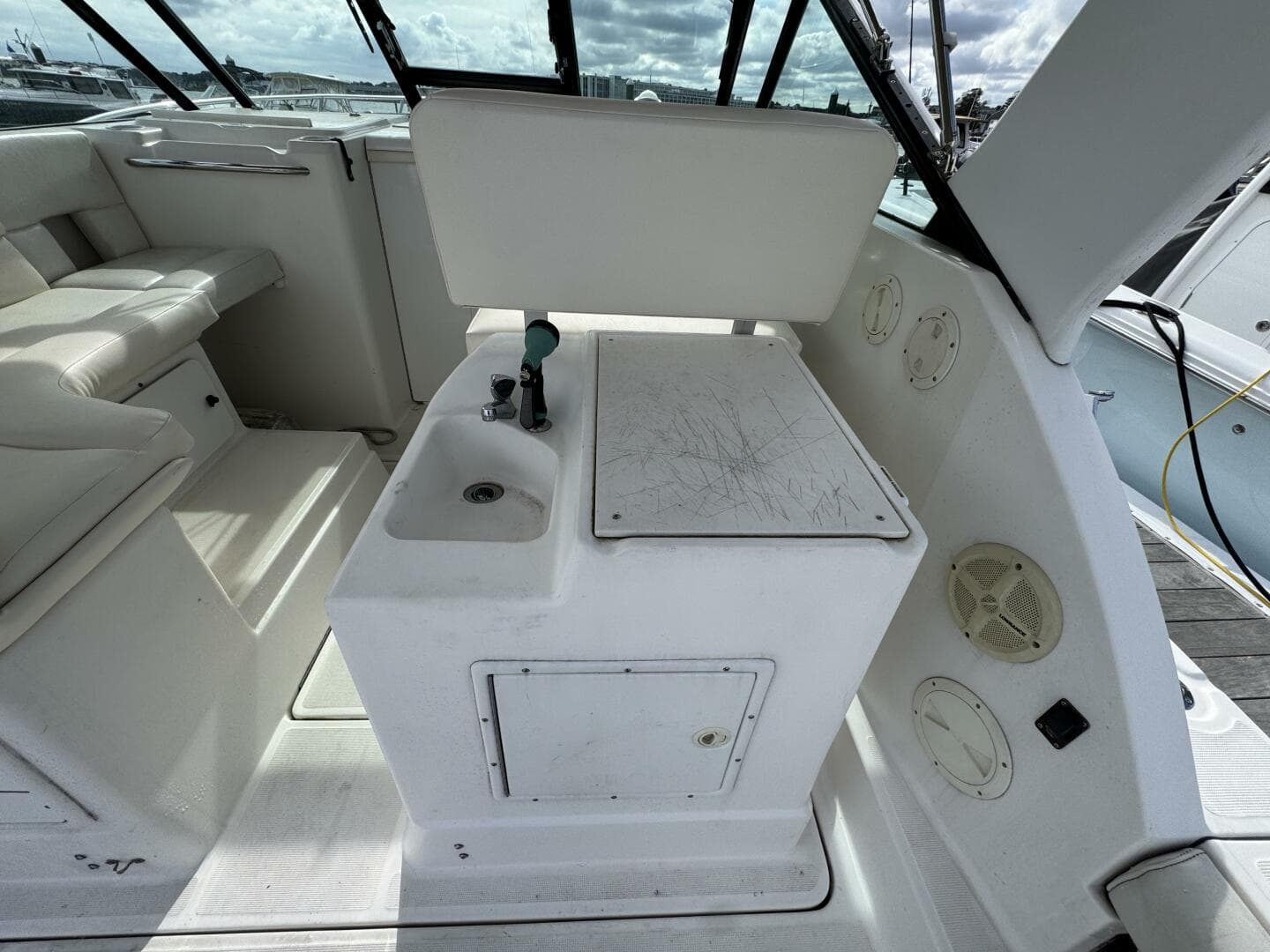 1999 Tiara Yachts 2900 Open