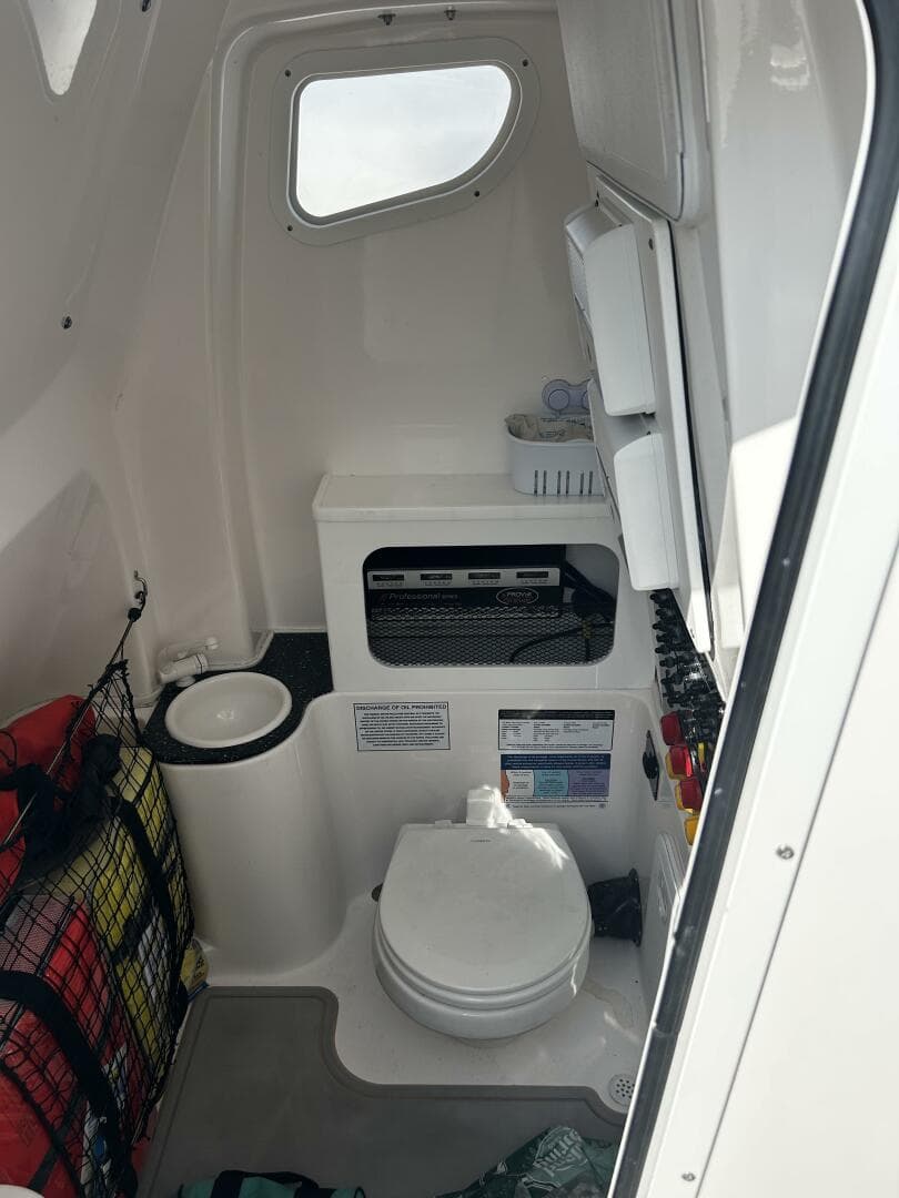 2021 Sea Fox 288 Commander