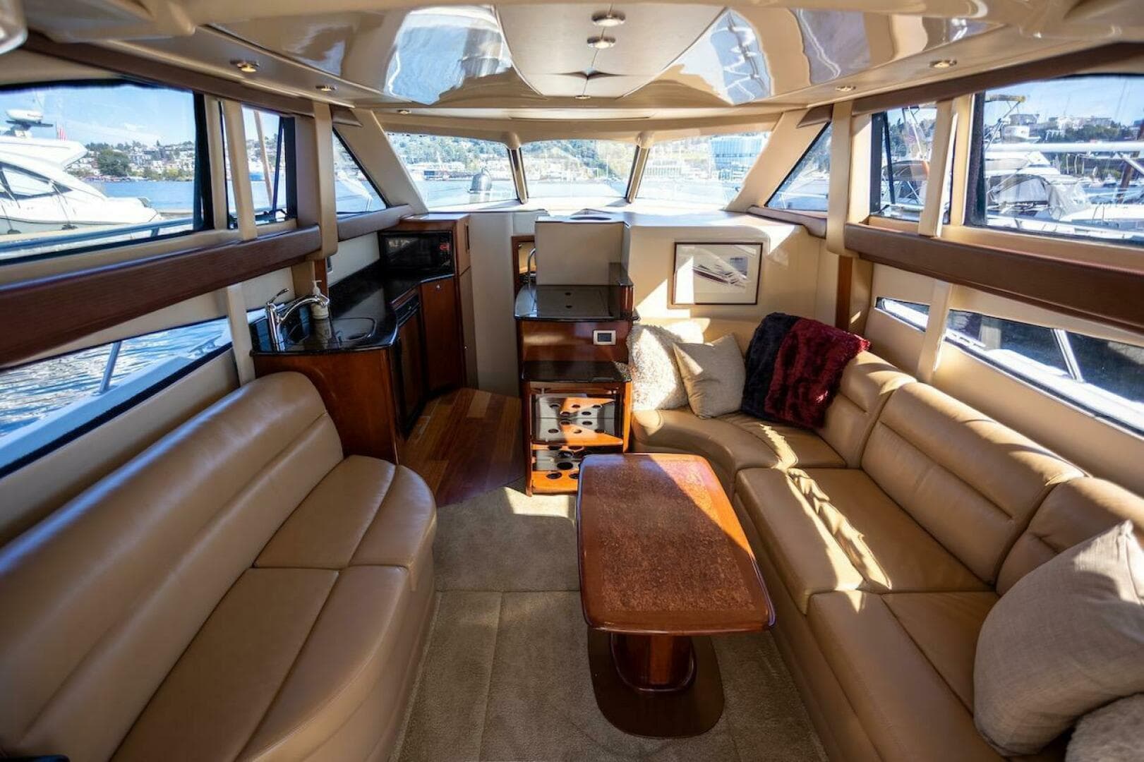 2008 Meridian 341 Sedan