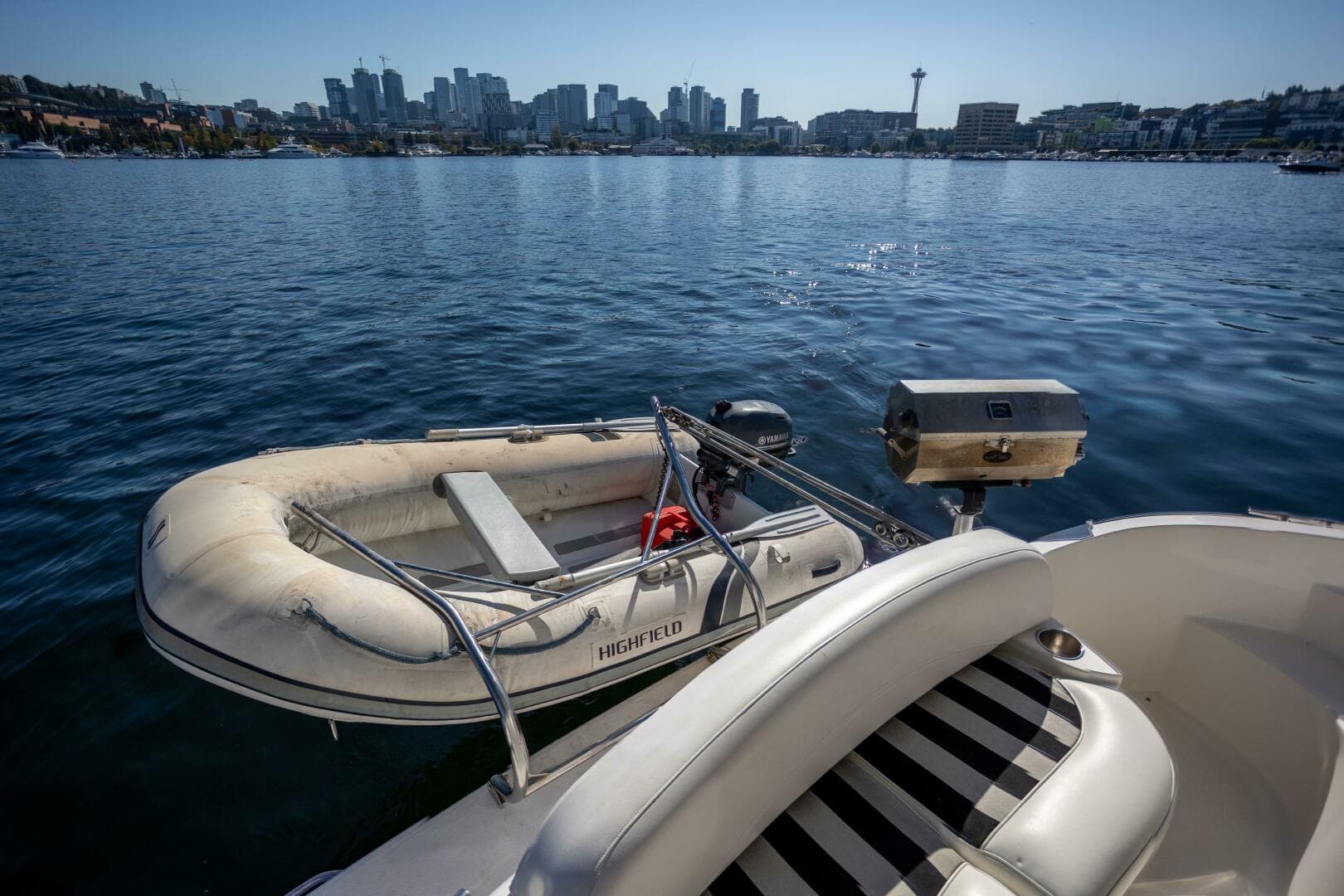 2008 Meridian 341 Sedan