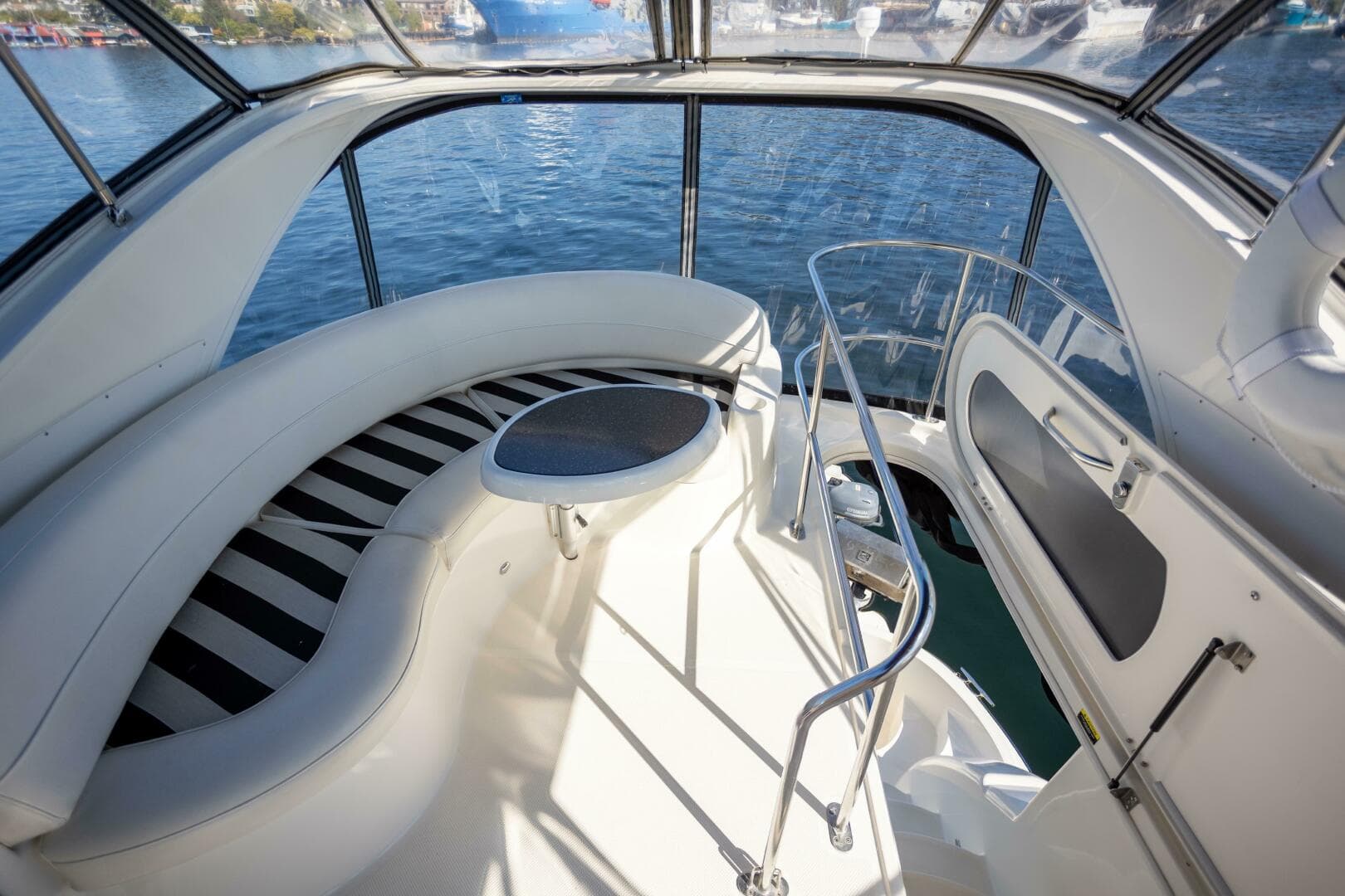 2008 Meridian 341 Sedan