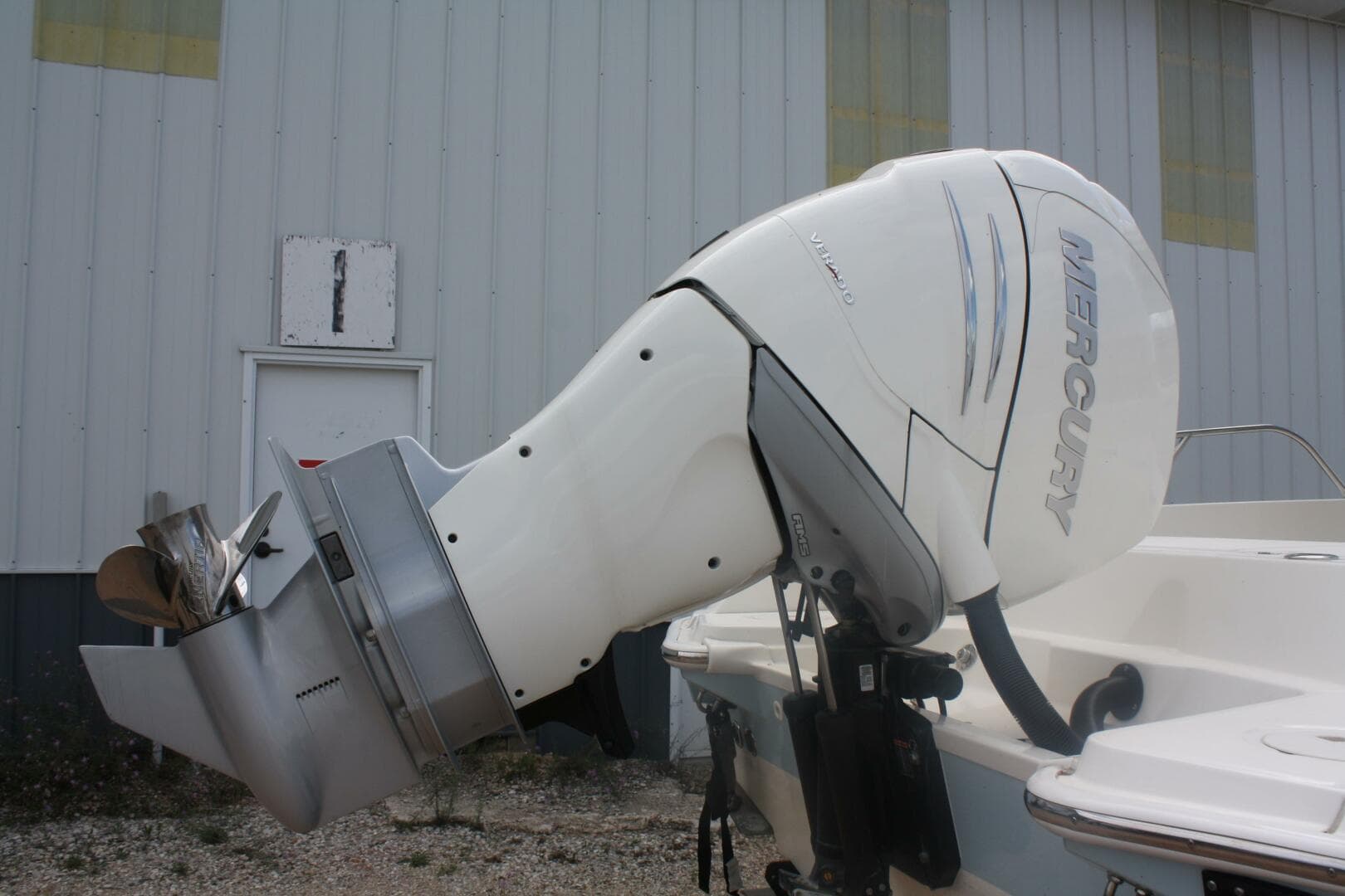 2021 Boston Whaler 270 Dauntless