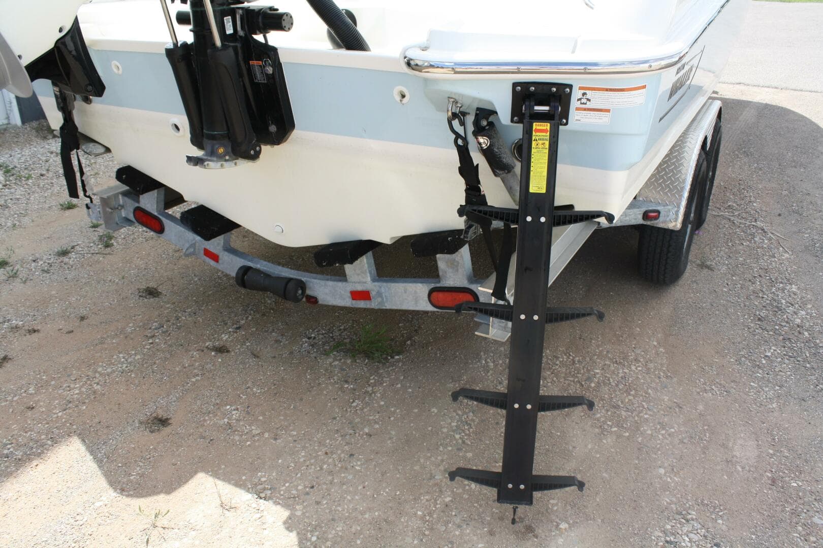 2021 Boston Whaler 270 Dauntless