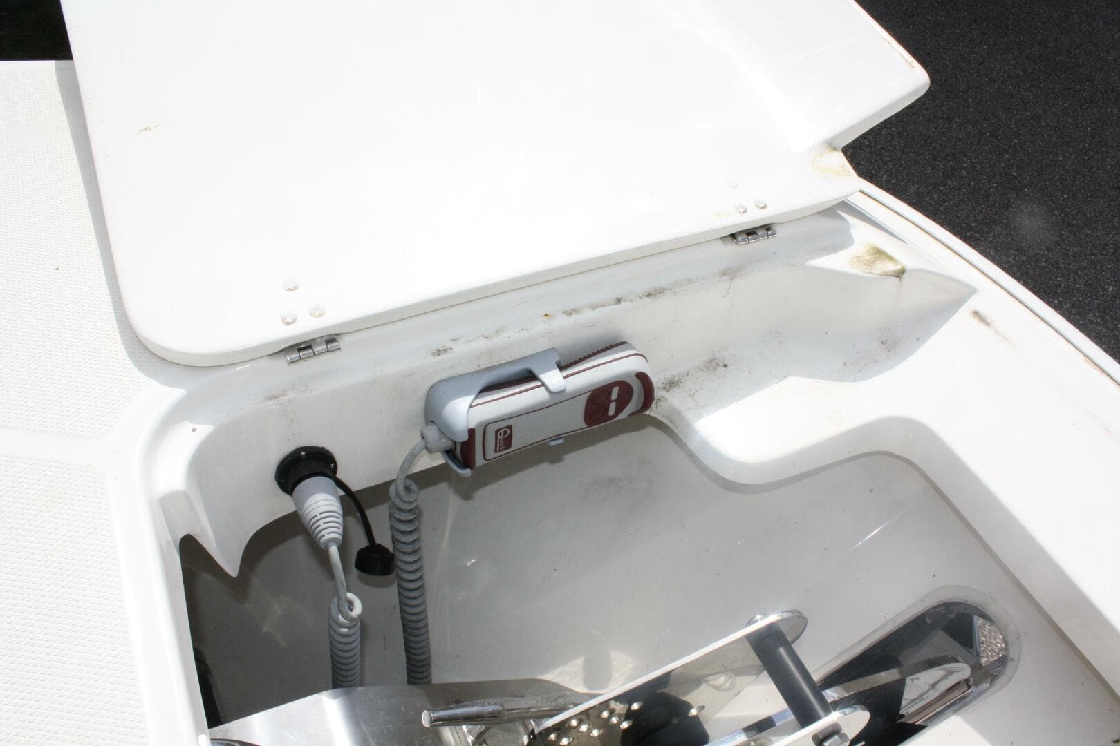 2021 Boston Whaler 270 Dauntless