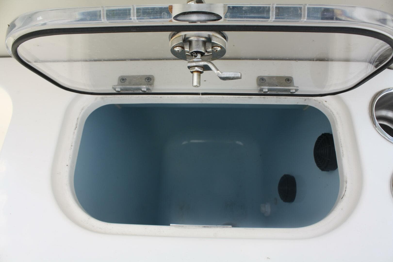 2021 Boston Whaler 270 Dauntless