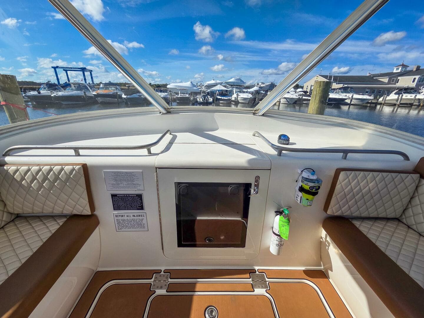 2005 Egg Harbor 35' Predator Express