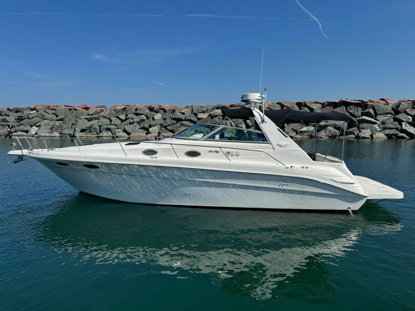 1997 Sea Ray 330 Sundancer