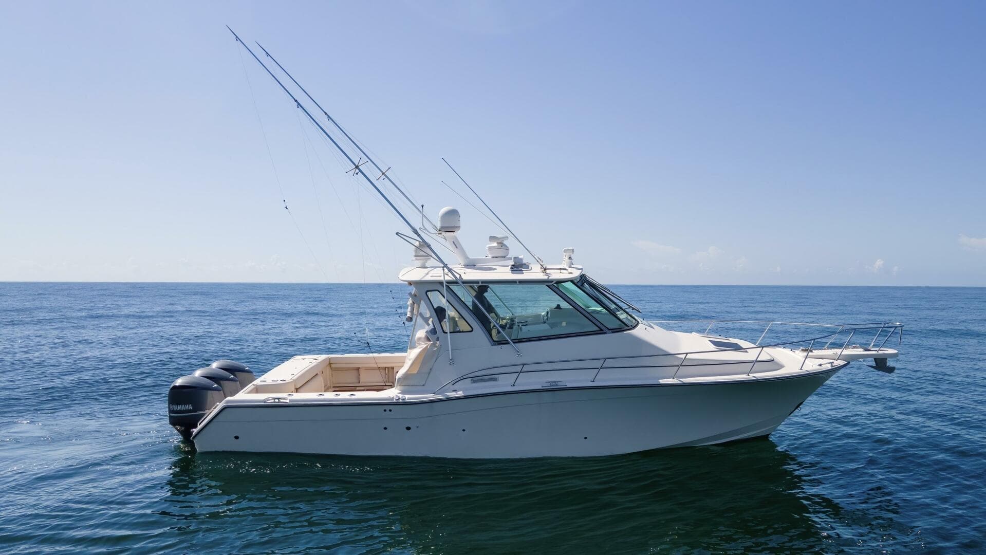 2016 37 Grady White 370 Express Papa_s Dream Starboard (4)