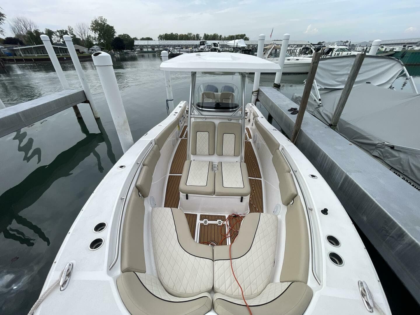 2017 Sea Fox 288 Commander