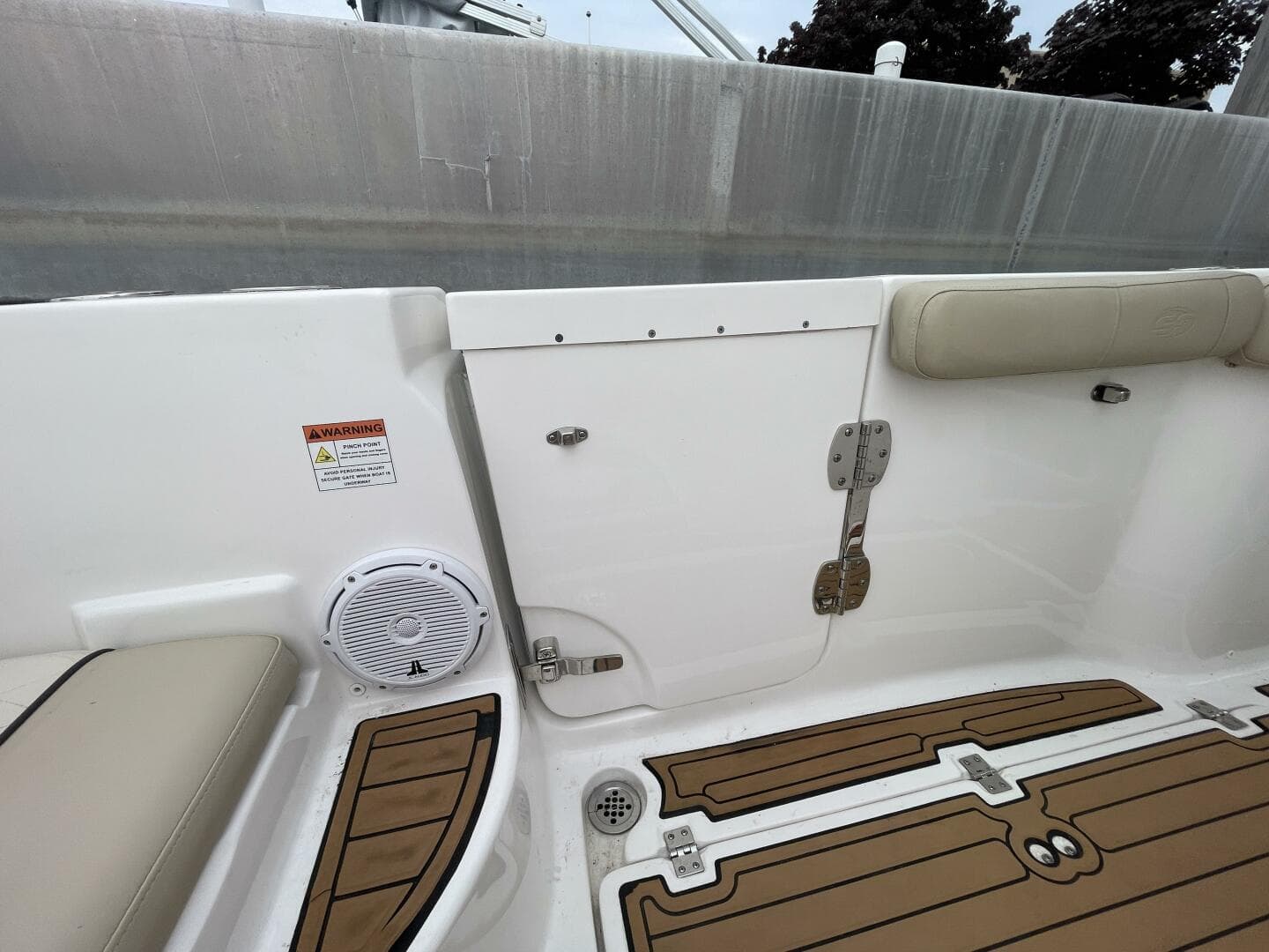 2017 Sea Fox 288 Commander