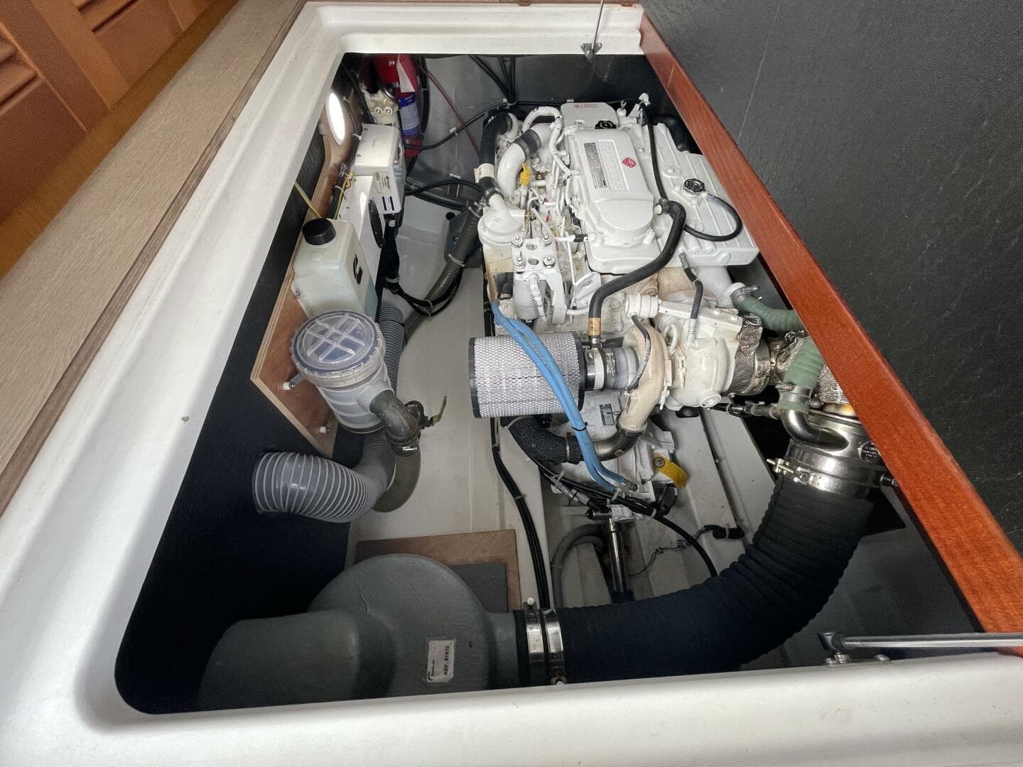 2018 Beneteau Swift Trawler 35- Flybridge