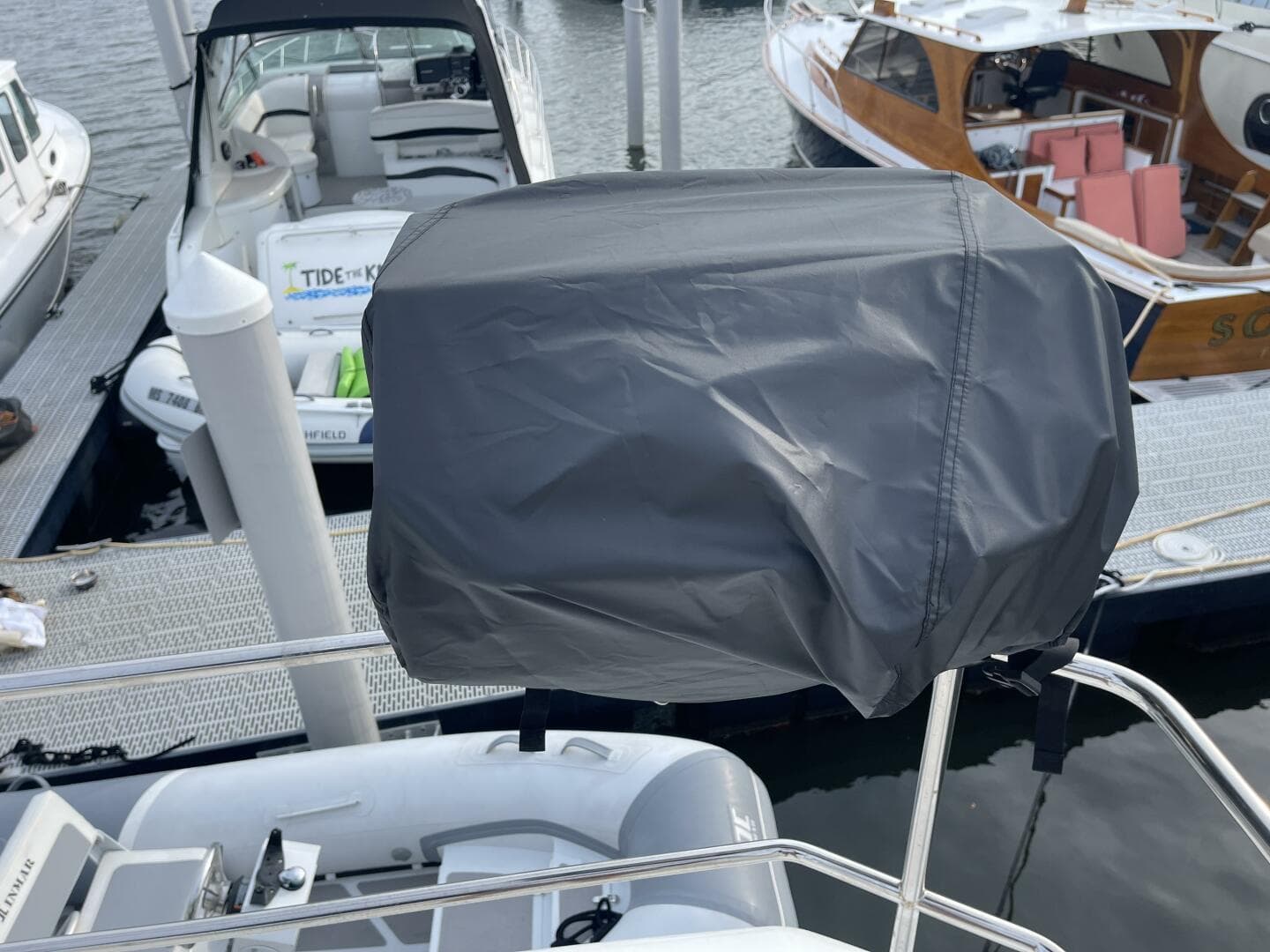 2018 Beneteau Swift Trawler 35- Flybridge