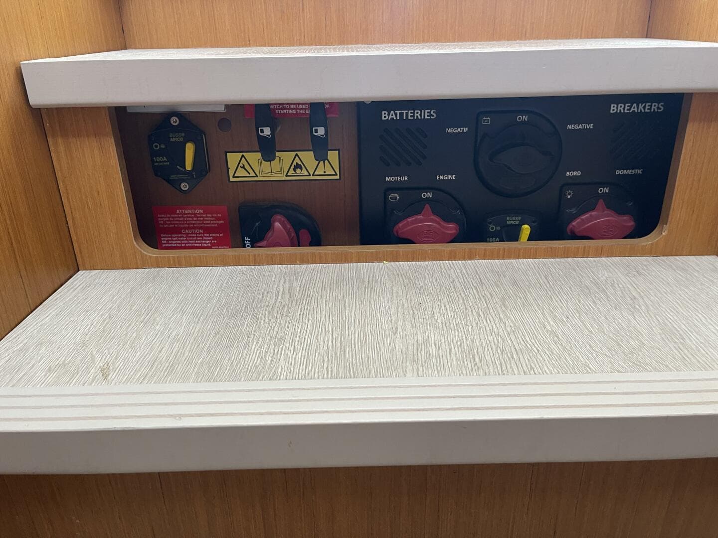 2018 Beneteau Swift Trawler 35- Flybridge