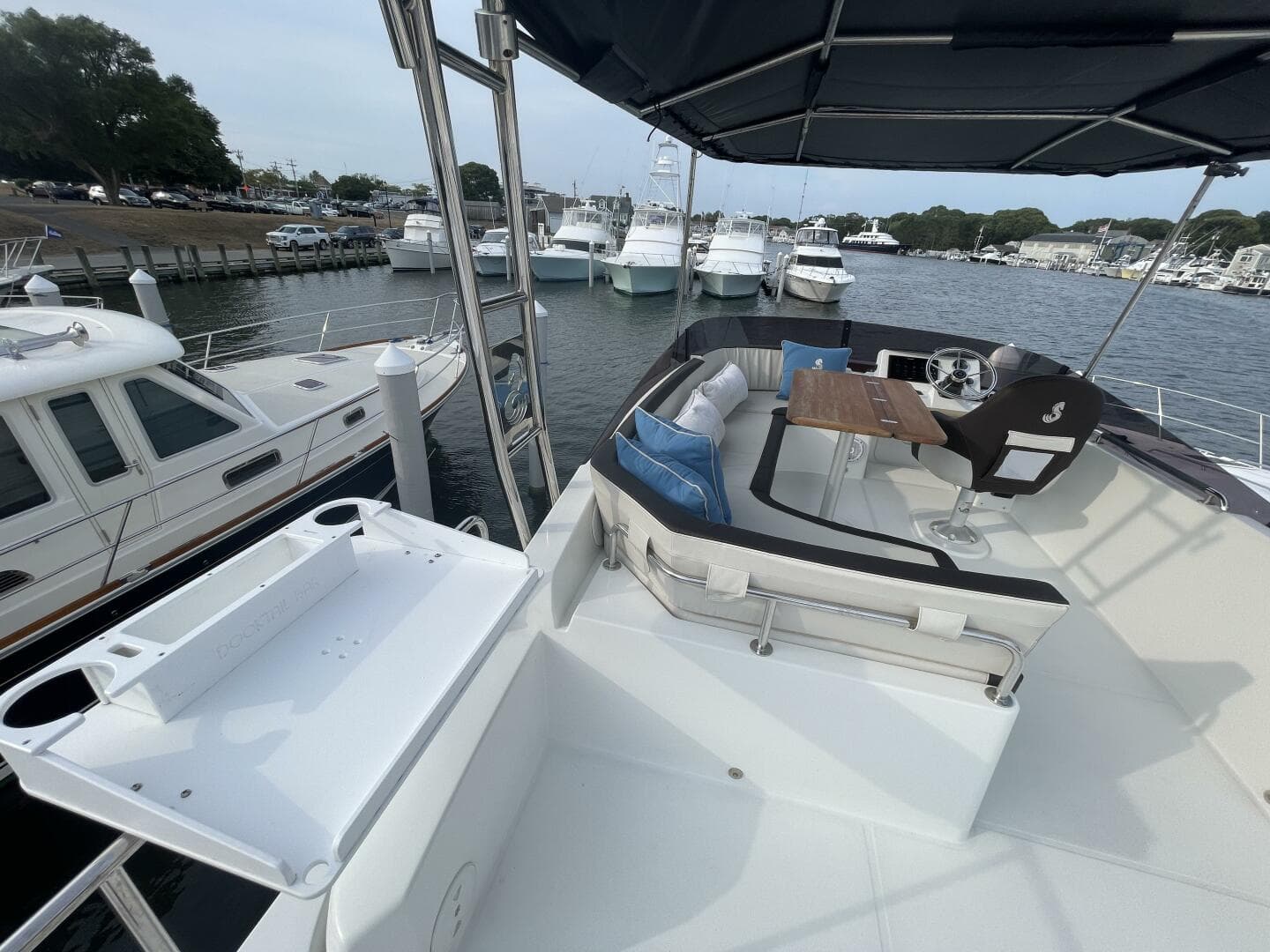 2018 Beneteau Swift Trawler 35- Flybridge