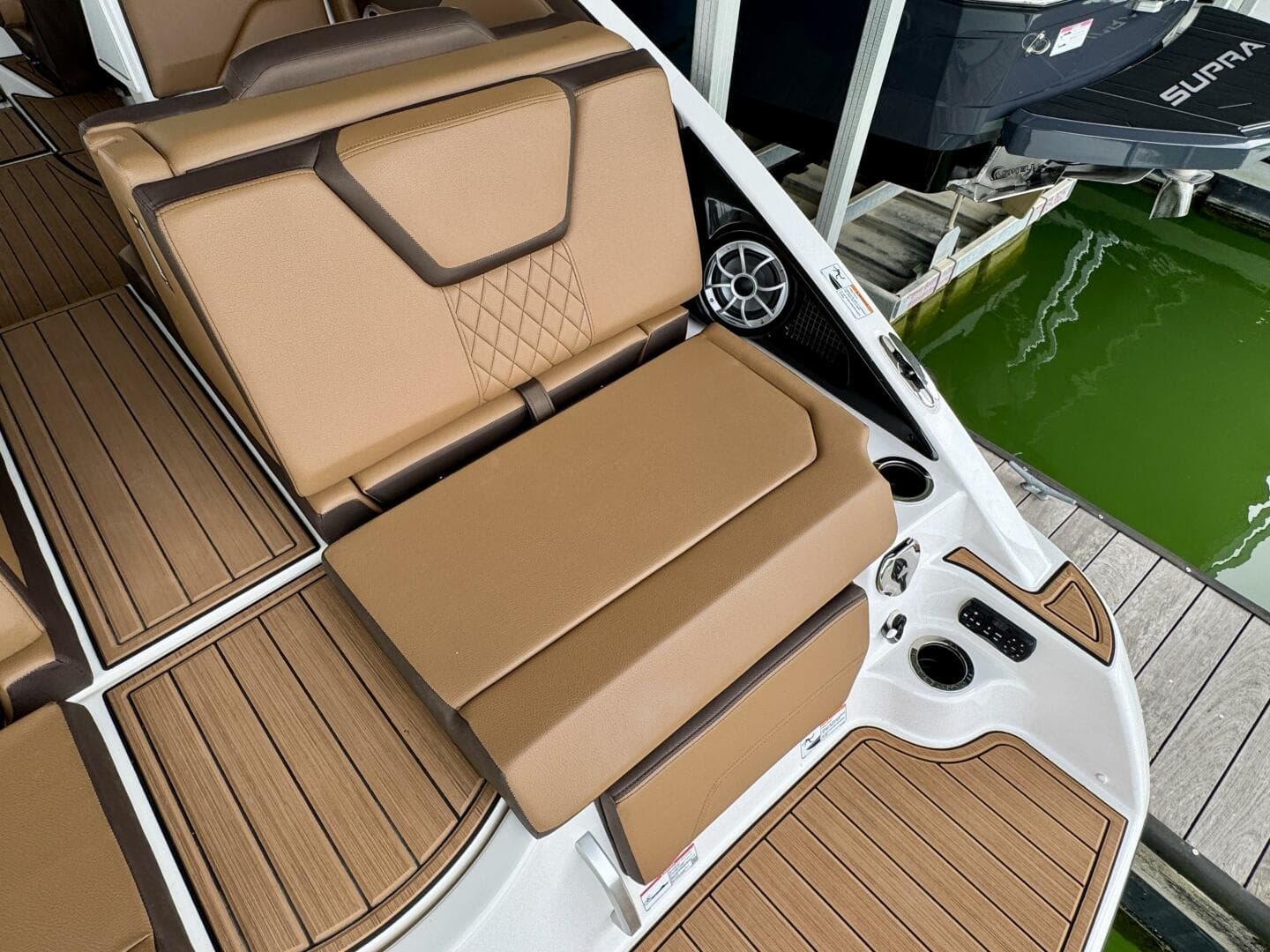 2024 Yamaha Boats 252 SD