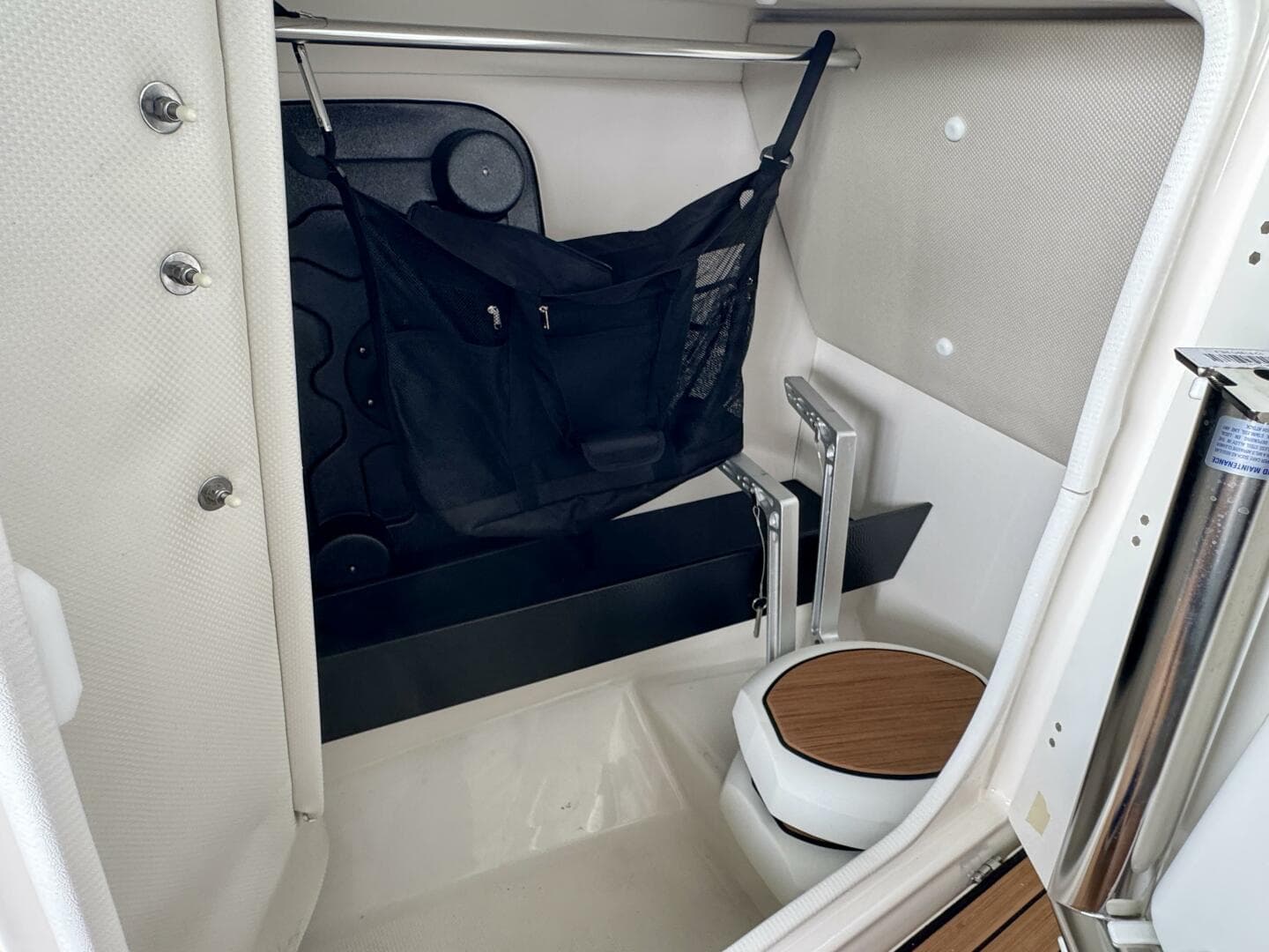 2024 Yamaha Boats 252 SD