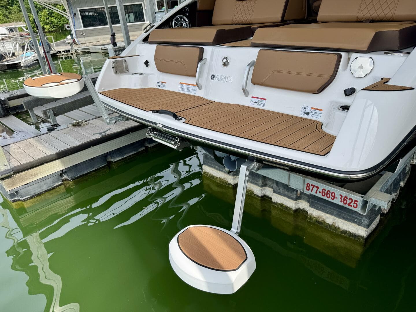 2024 Yamaha Boats 252 SD