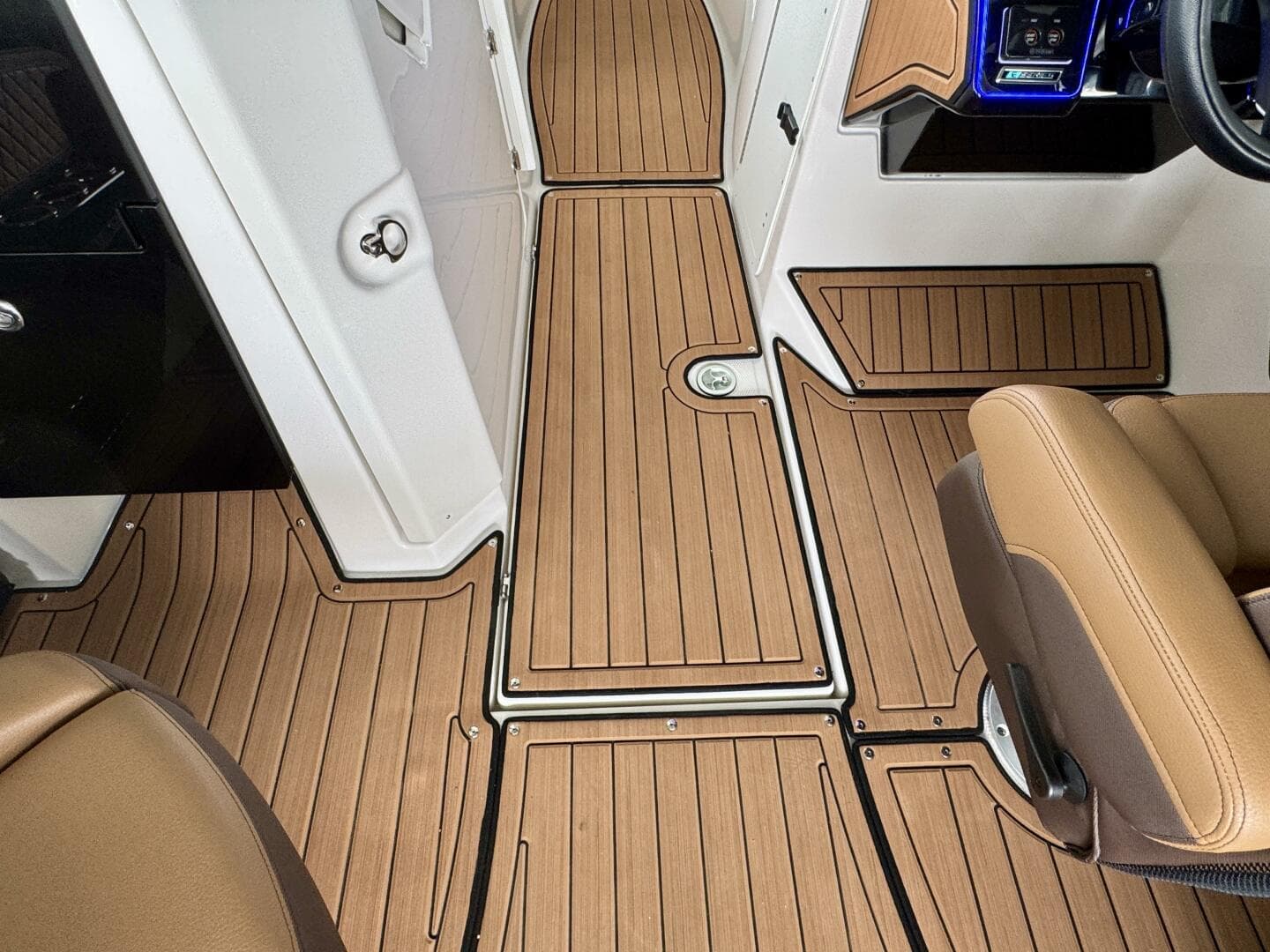 2024 Yamaha Boats 252 SD