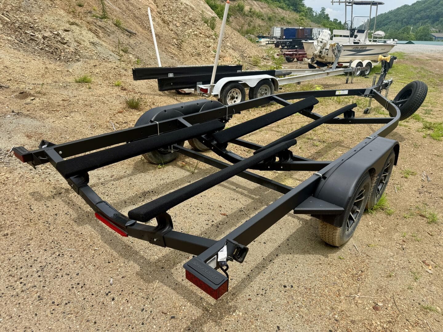 2024 Yamaha Boats 252 SD