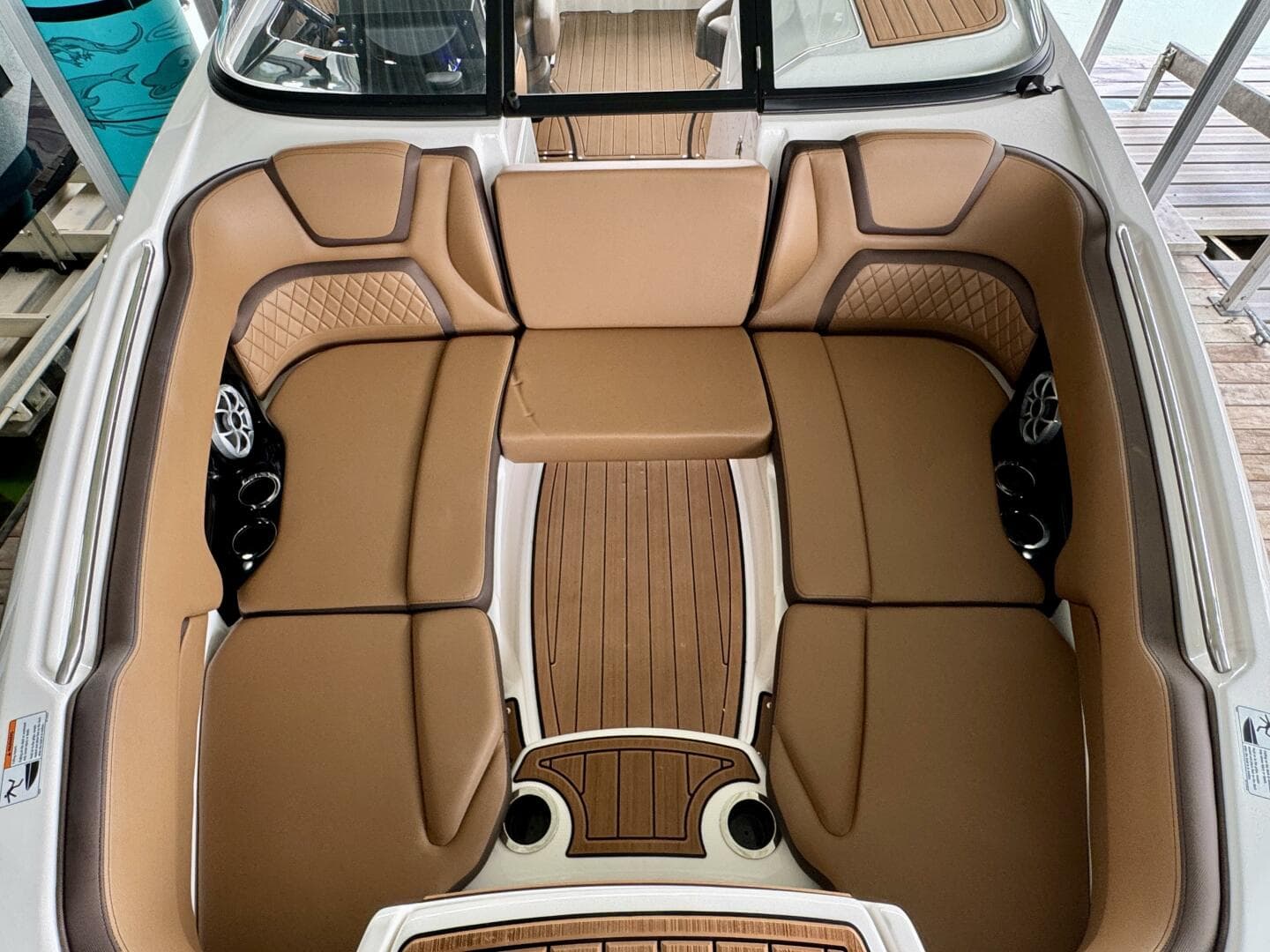 2024 Yamaha Boats 252 SD