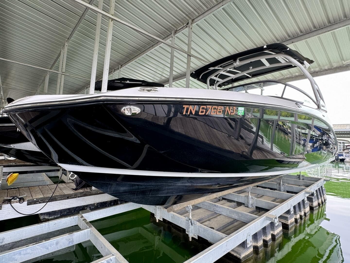 2024 Yamaha Boats 252 SD