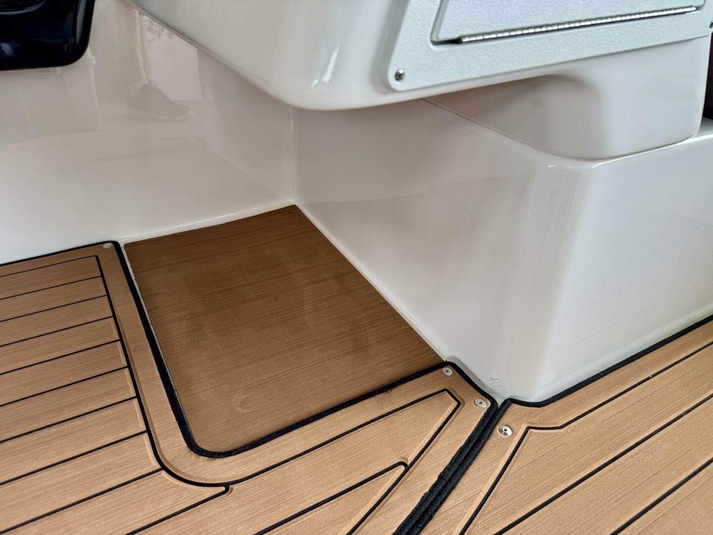 2024 Yamaha Boats 252 SD