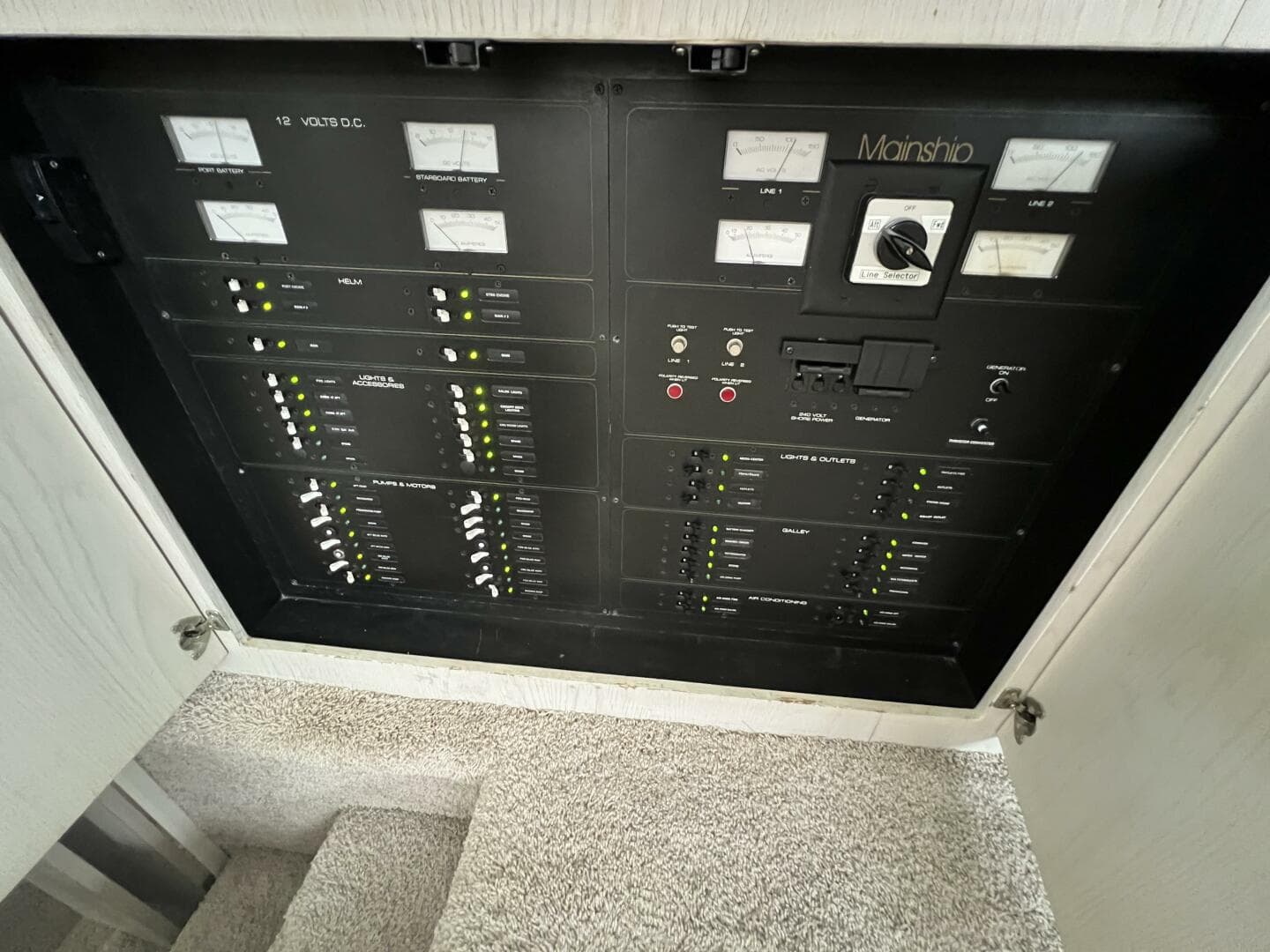 1997 Mainship 47 Motor Yacht