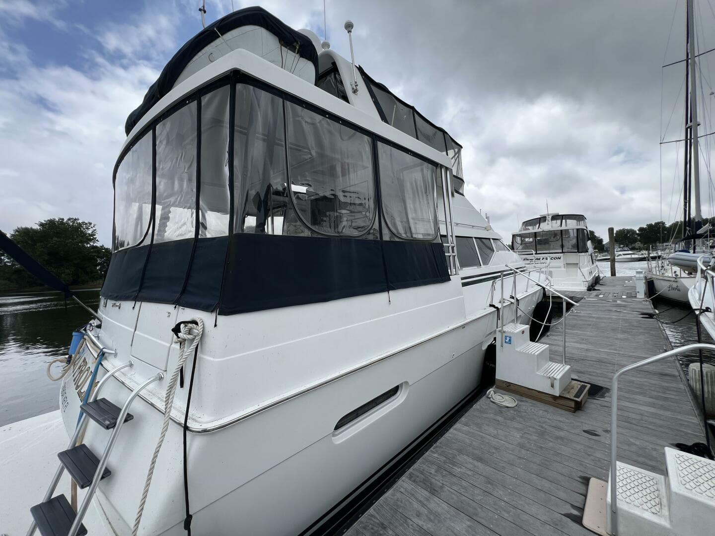 1997 Mainship 47 Motor Yacht