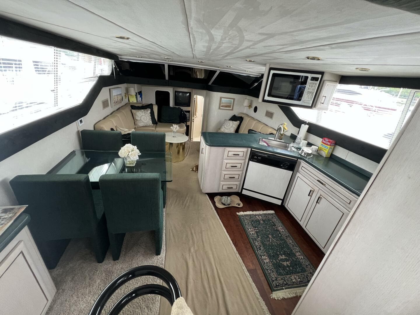 1997 Mainship 47 Motor Yacht