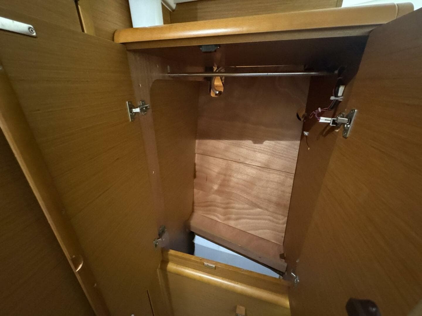 2018 Jeanneau Sun Odyssey 389