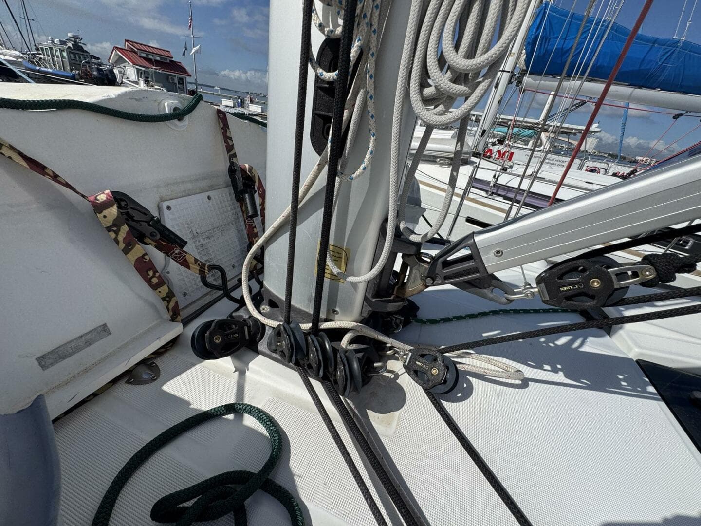 2018 Jeanneau Sun Odyssey 389