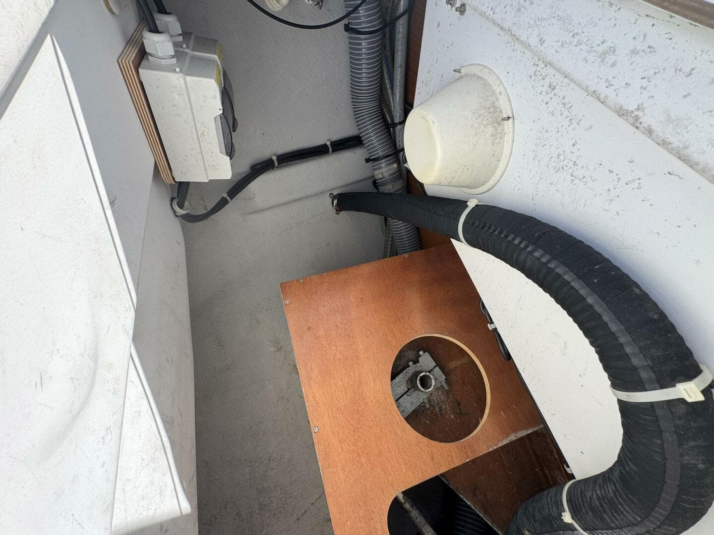 2018 Jeanneau Sun Odyssey 389