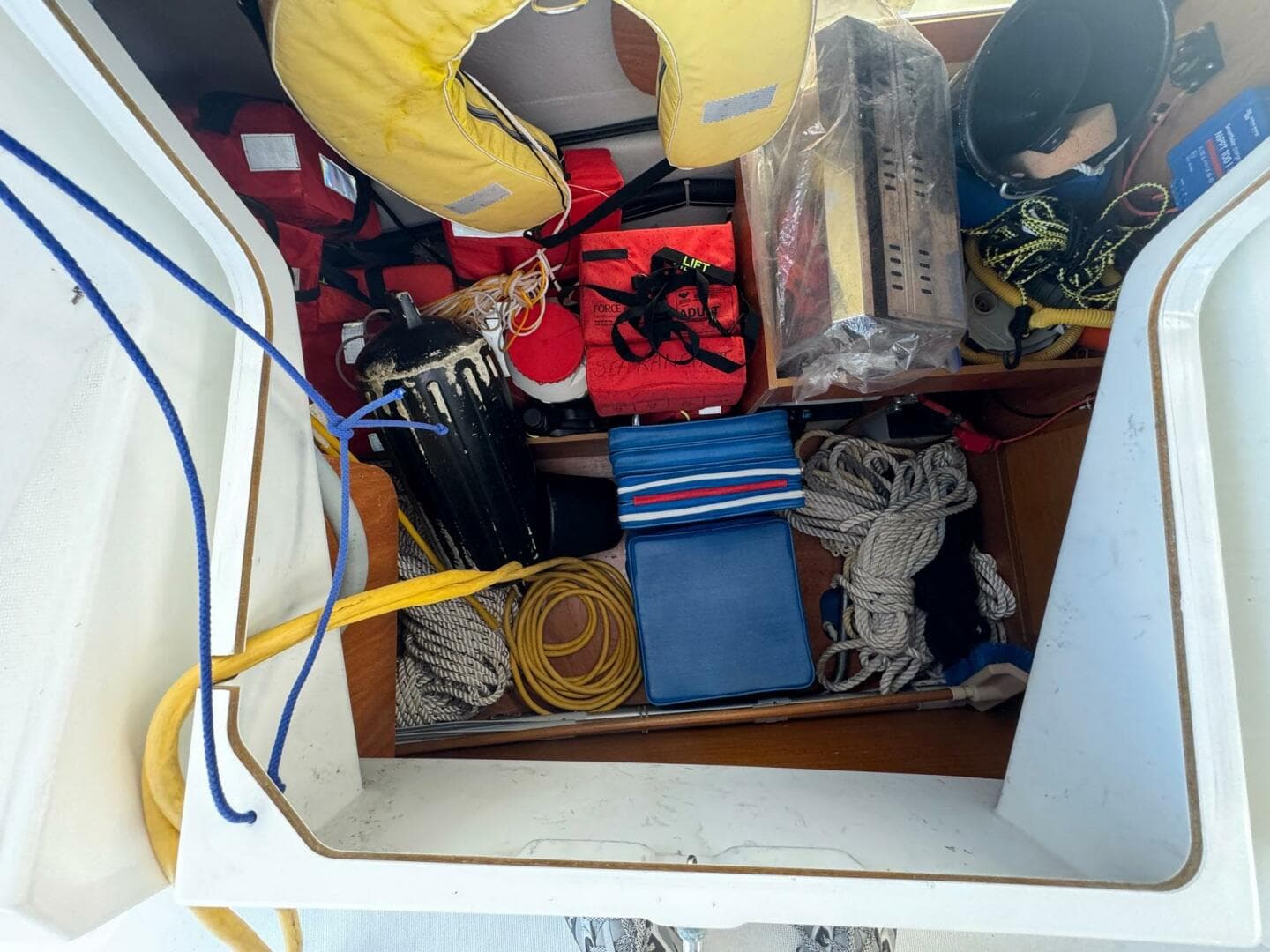 2018 Jeanneau Sun Odyssey 389