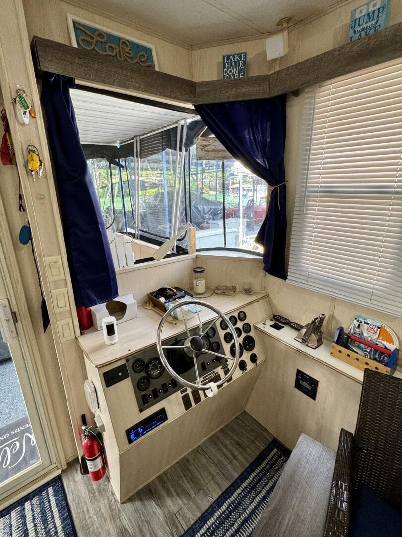 1999 Aqua Chalet 16 x 68 Widebody