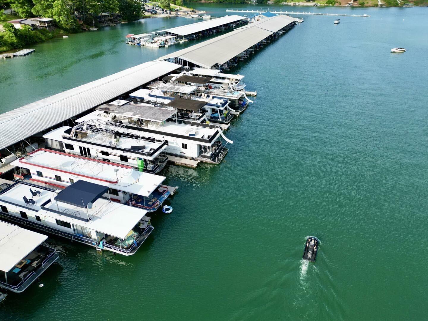 1999 Aqua Chalet 16 x 68 Widebody