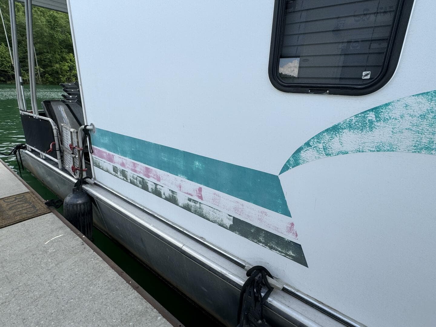 1999 Aqua Chalet 16 x 68 Widebody