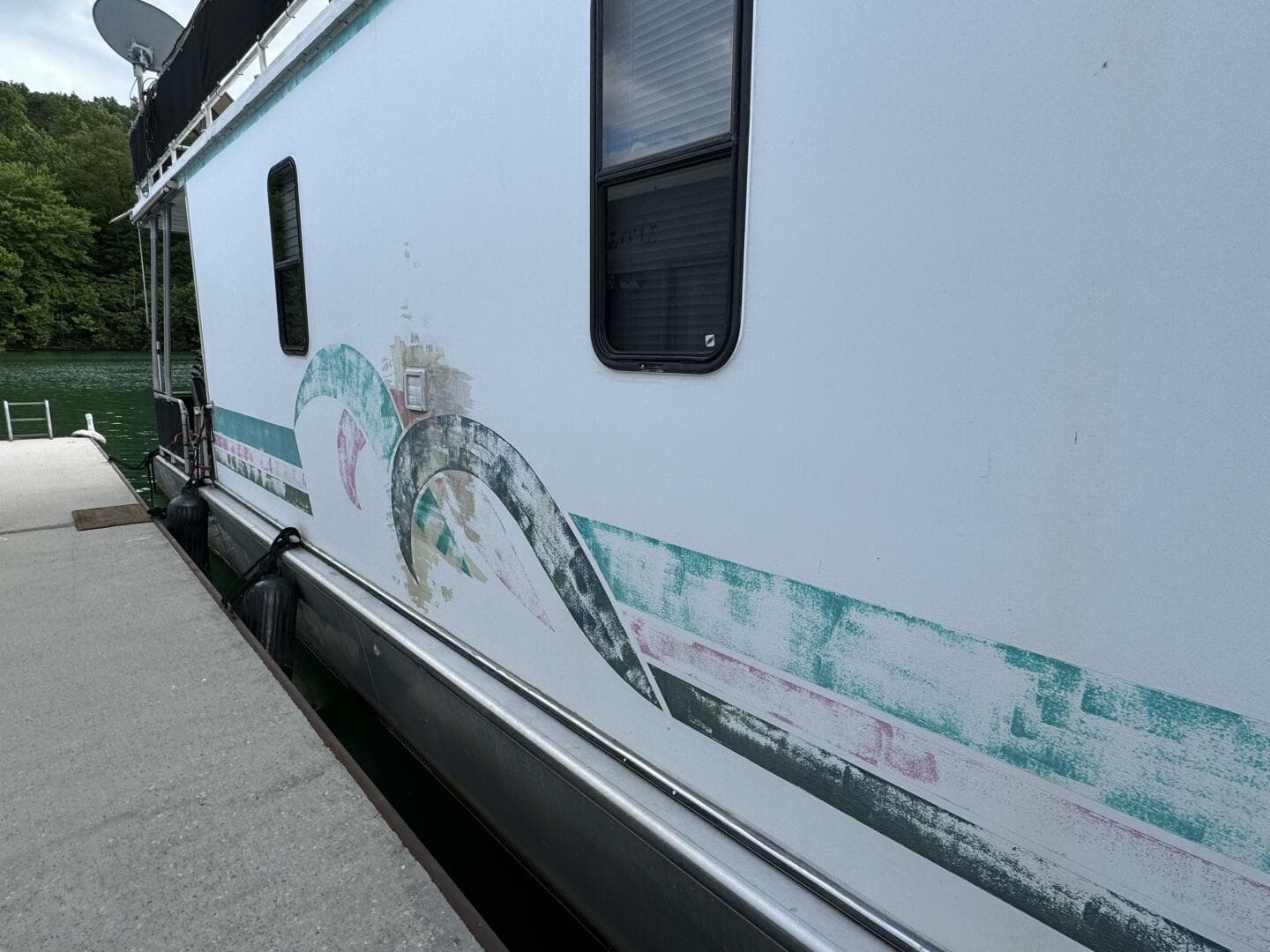 1999 Aqua Chalet 16 x 68 Widebody