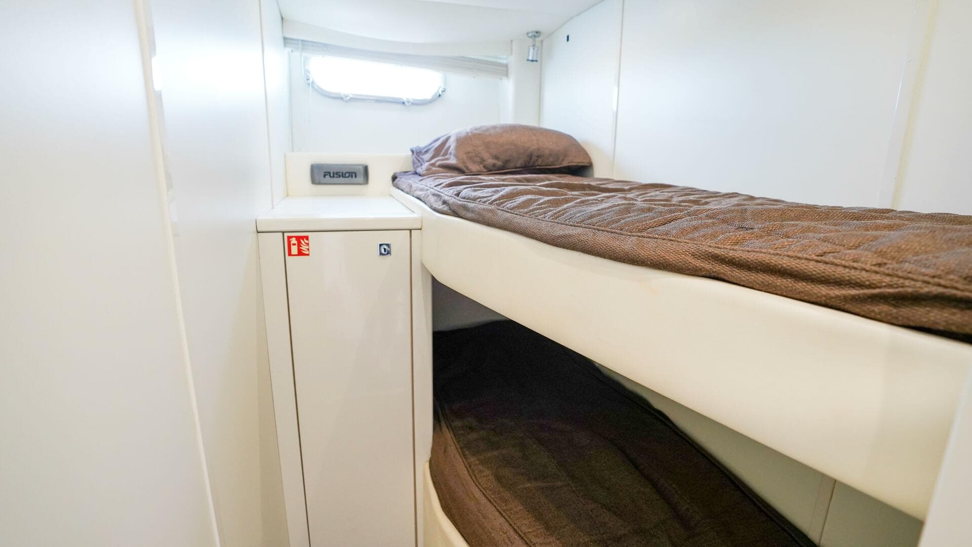 2012 Sunseeker 88 Yacht