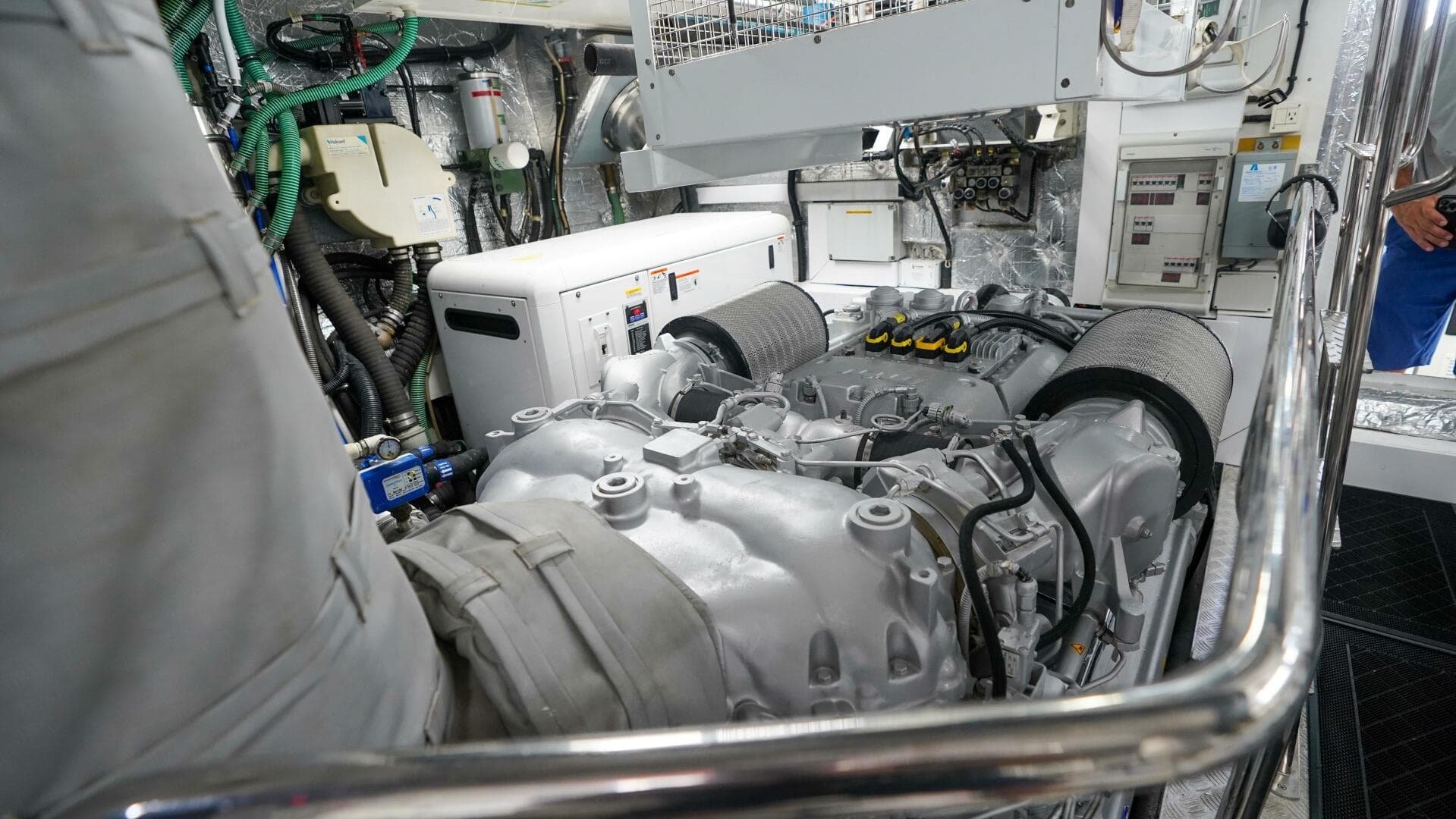 2012 Sunseeker 88 Yacht