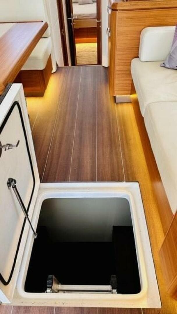 2022 Greenline 48 Diesel Flybridge with Hardtop