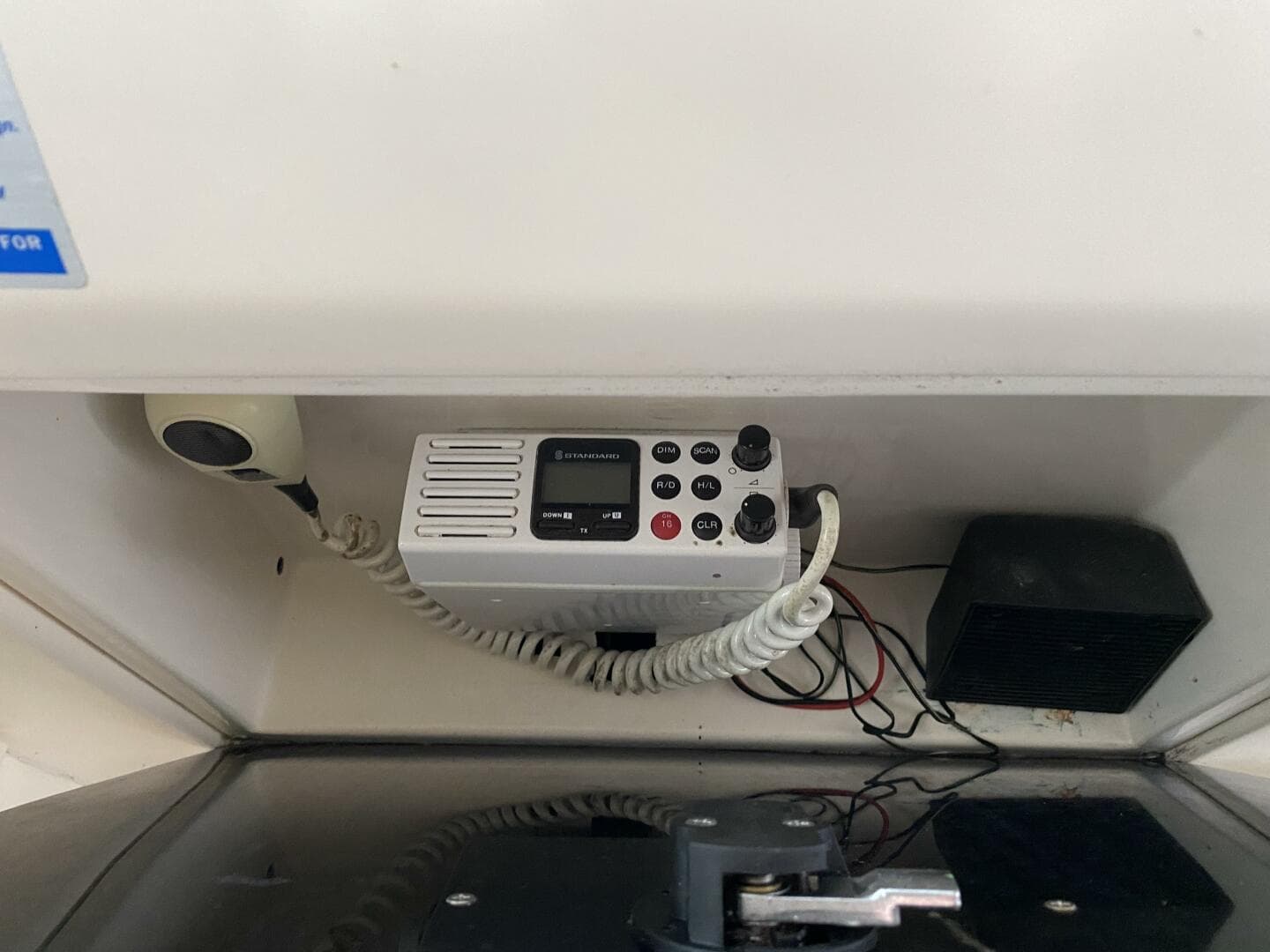 1985 Tiara Sport 2600 Continental