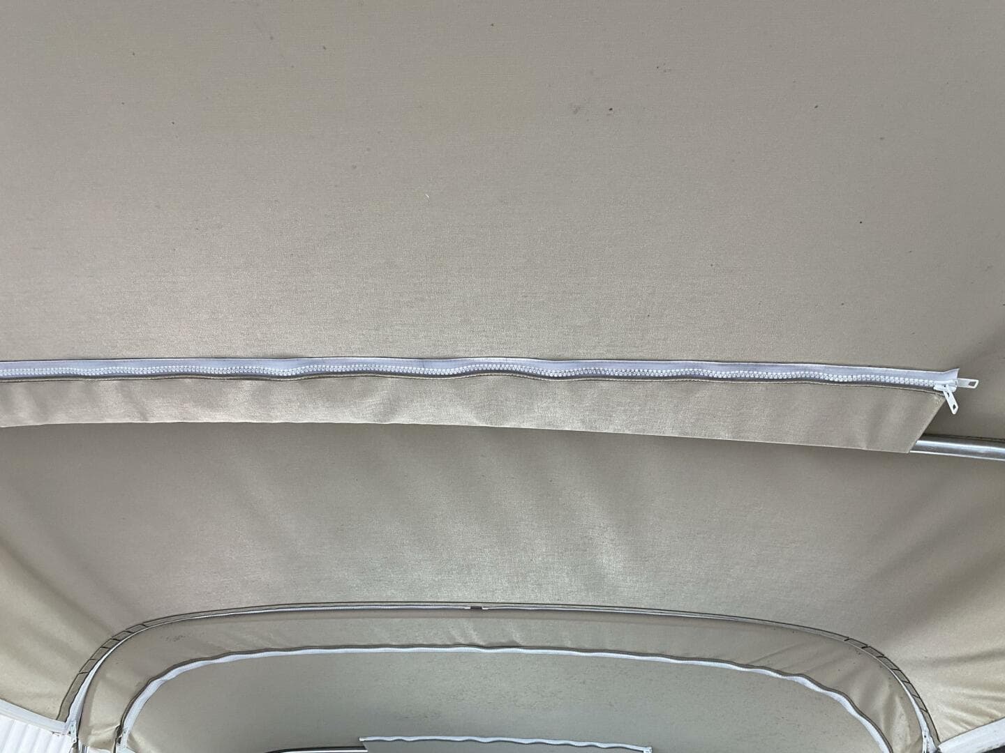 1985 Tiara Sport 2600 Continental