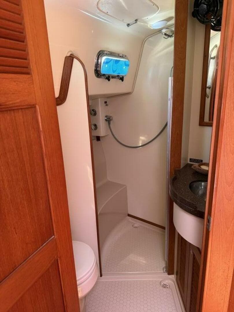 2005 Island Packet 445