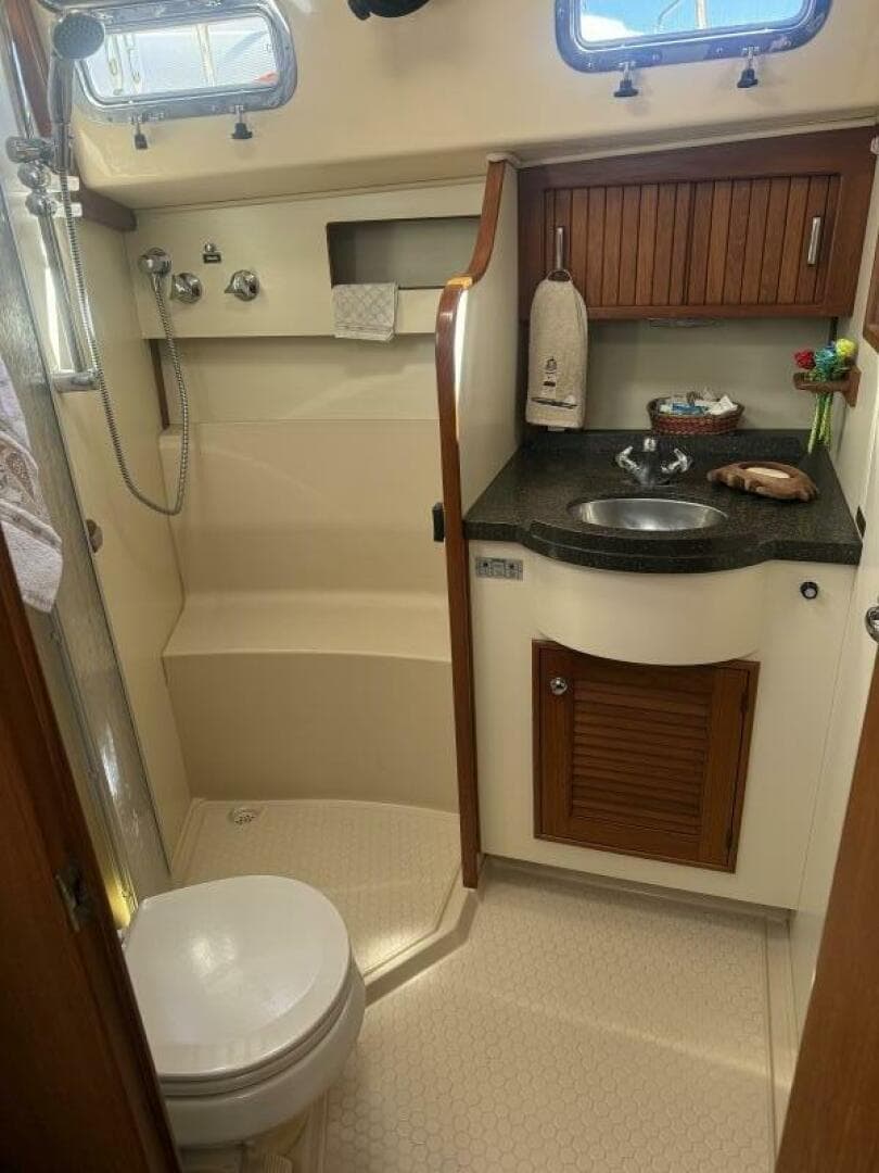 2005 Island Packet 445