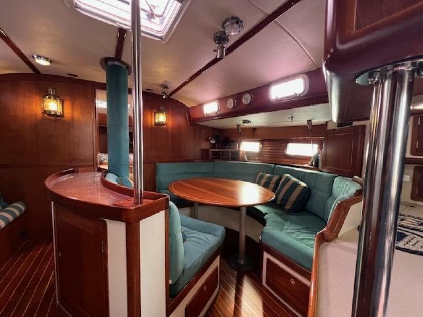 1995 Little Harbor 51