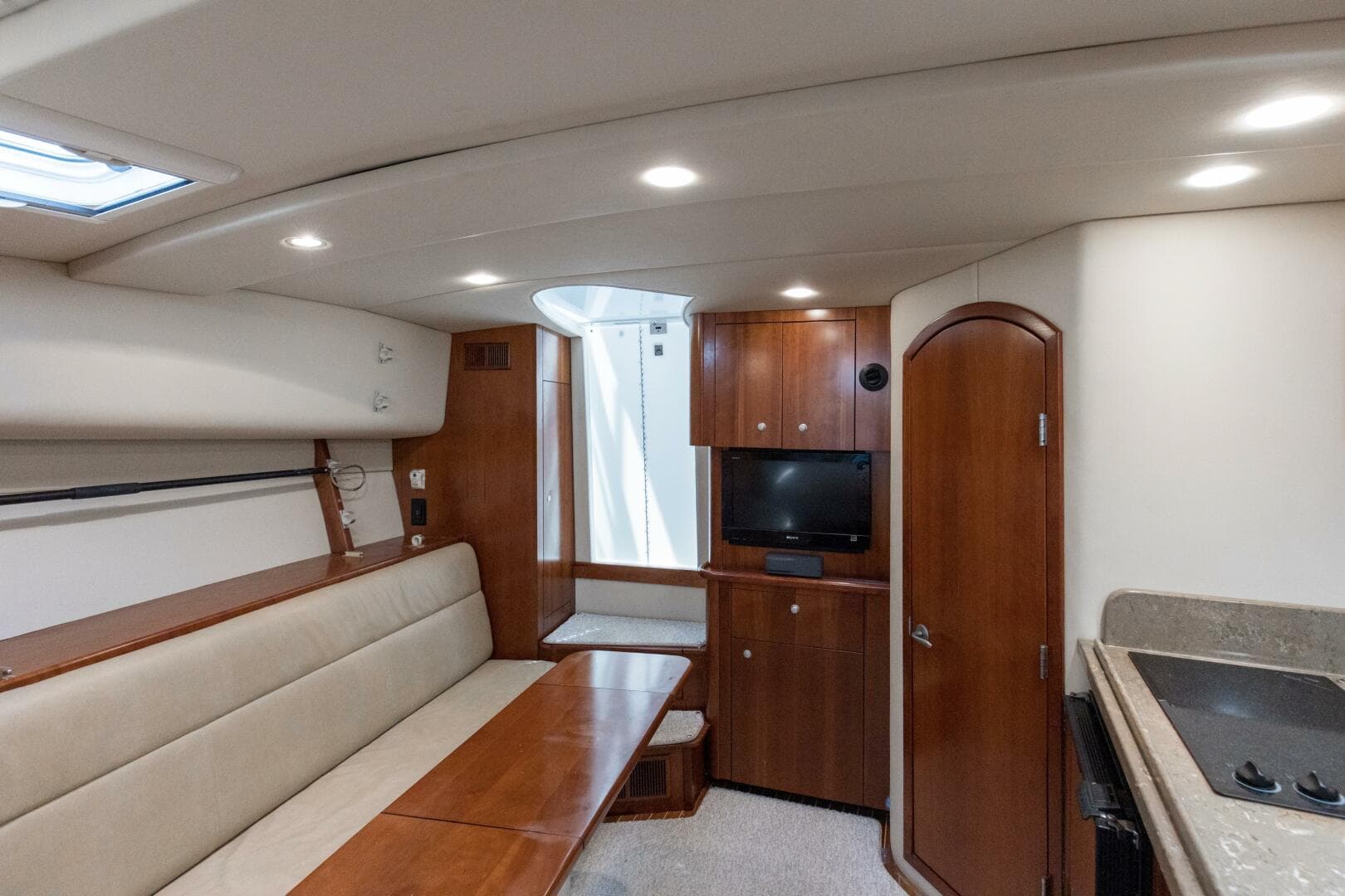 2011 34 Rampage IPS Drive Loose Screws Salon (2)