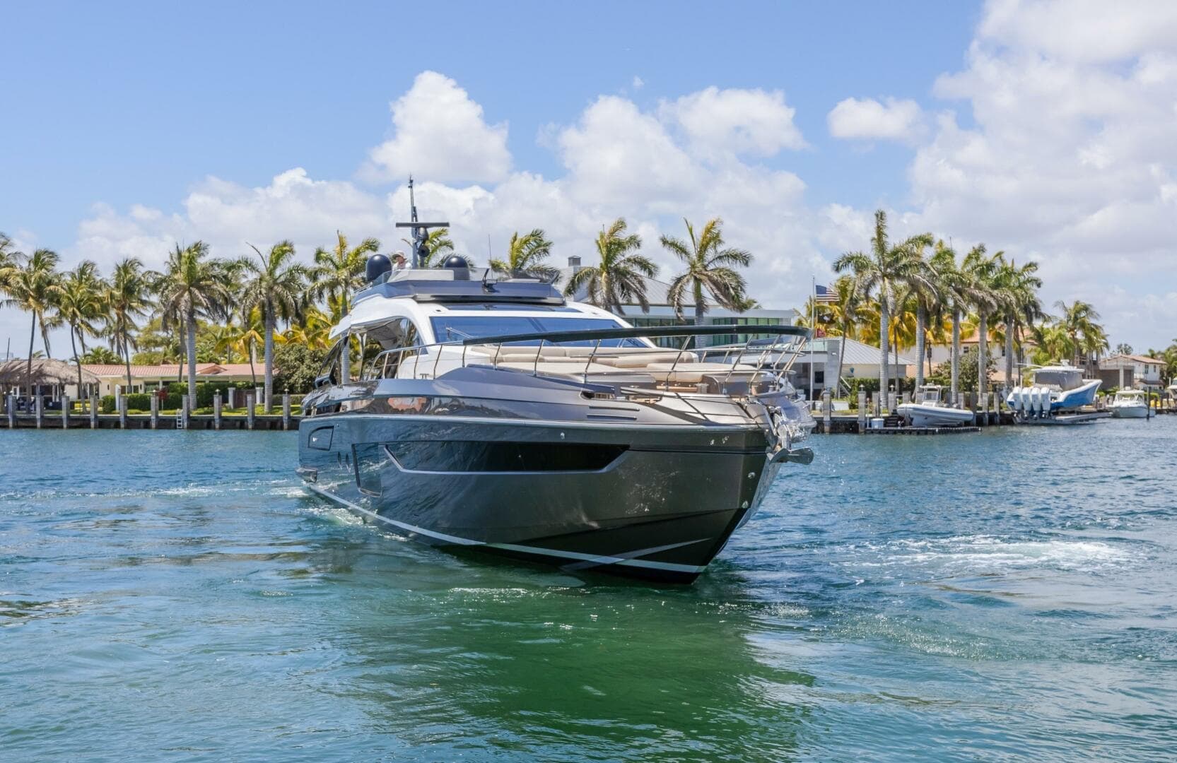 2023 Azimut S8